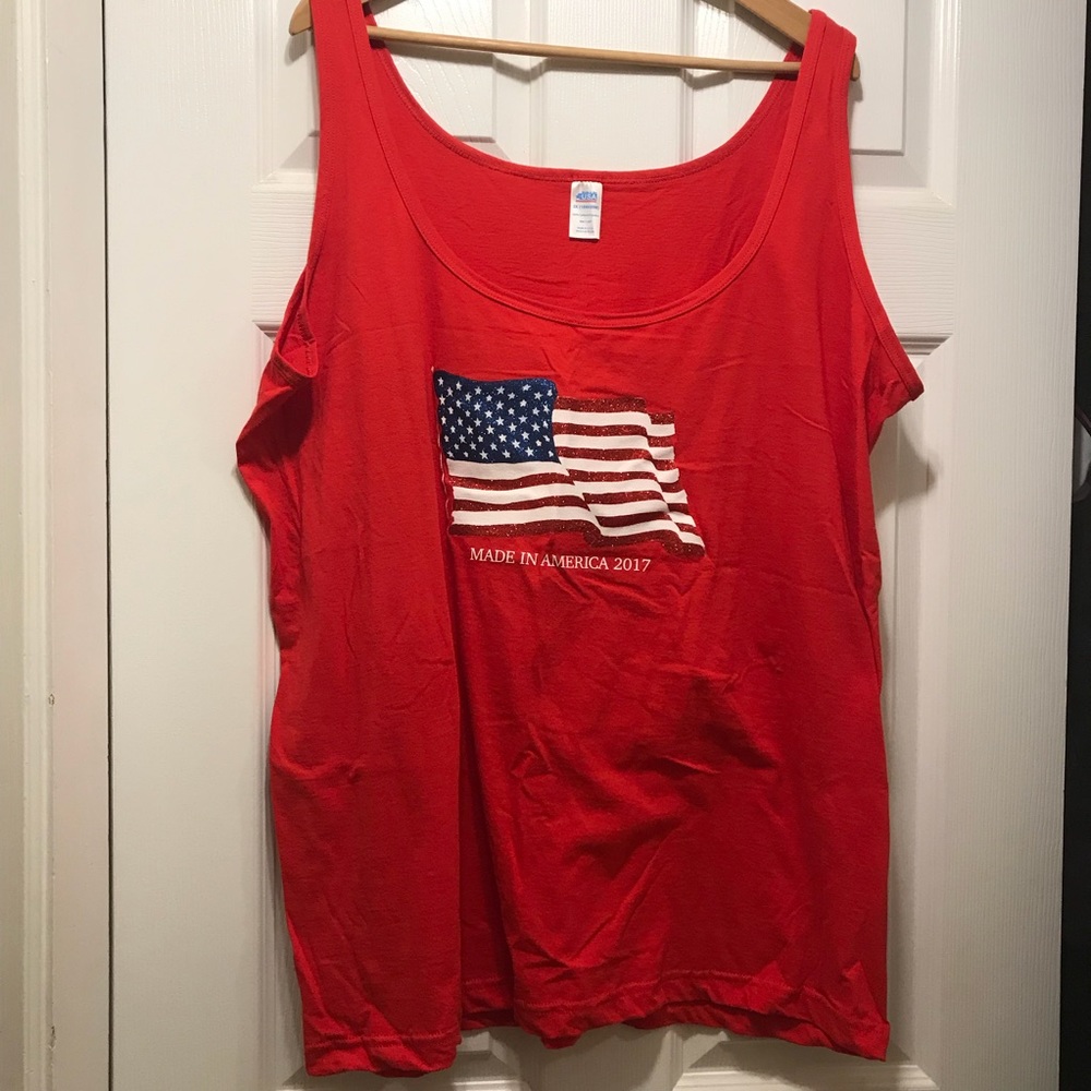 American flag 🇺🇸 tank